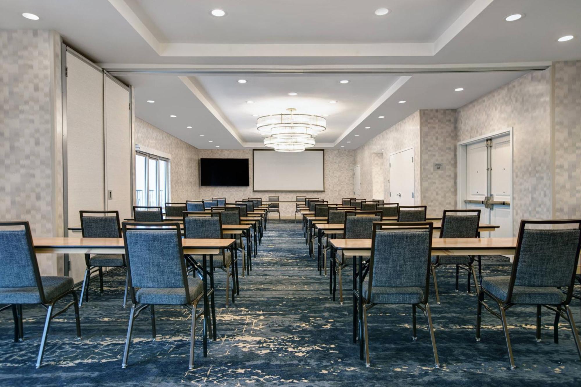Towneplace Suites By Marriott Potomac Mills Вудбридж Экстерьер фото